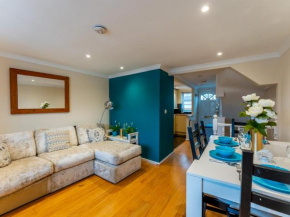 Pass the Keys Lovely 4 storey 3 bedroom Townhouse with parking